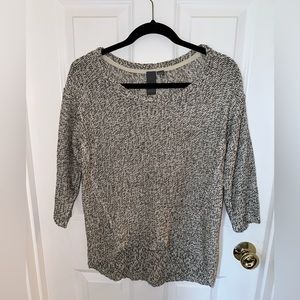 Black and White high low sweater size small